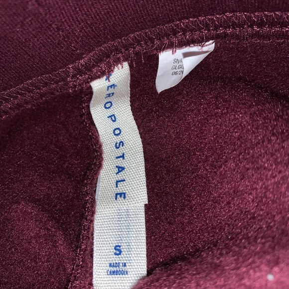 Aeropostale Fuzzy Leggings - Picture 3 of 3